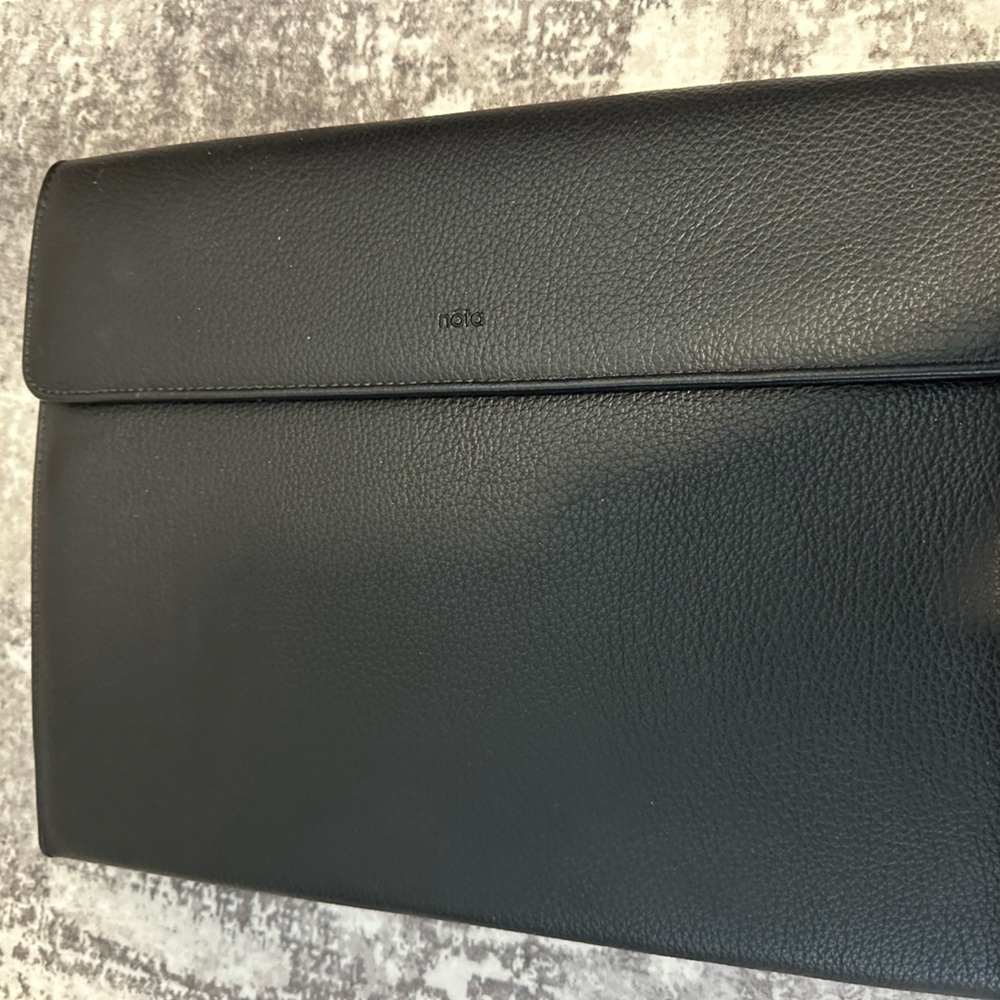 ✨Folio with storage✨